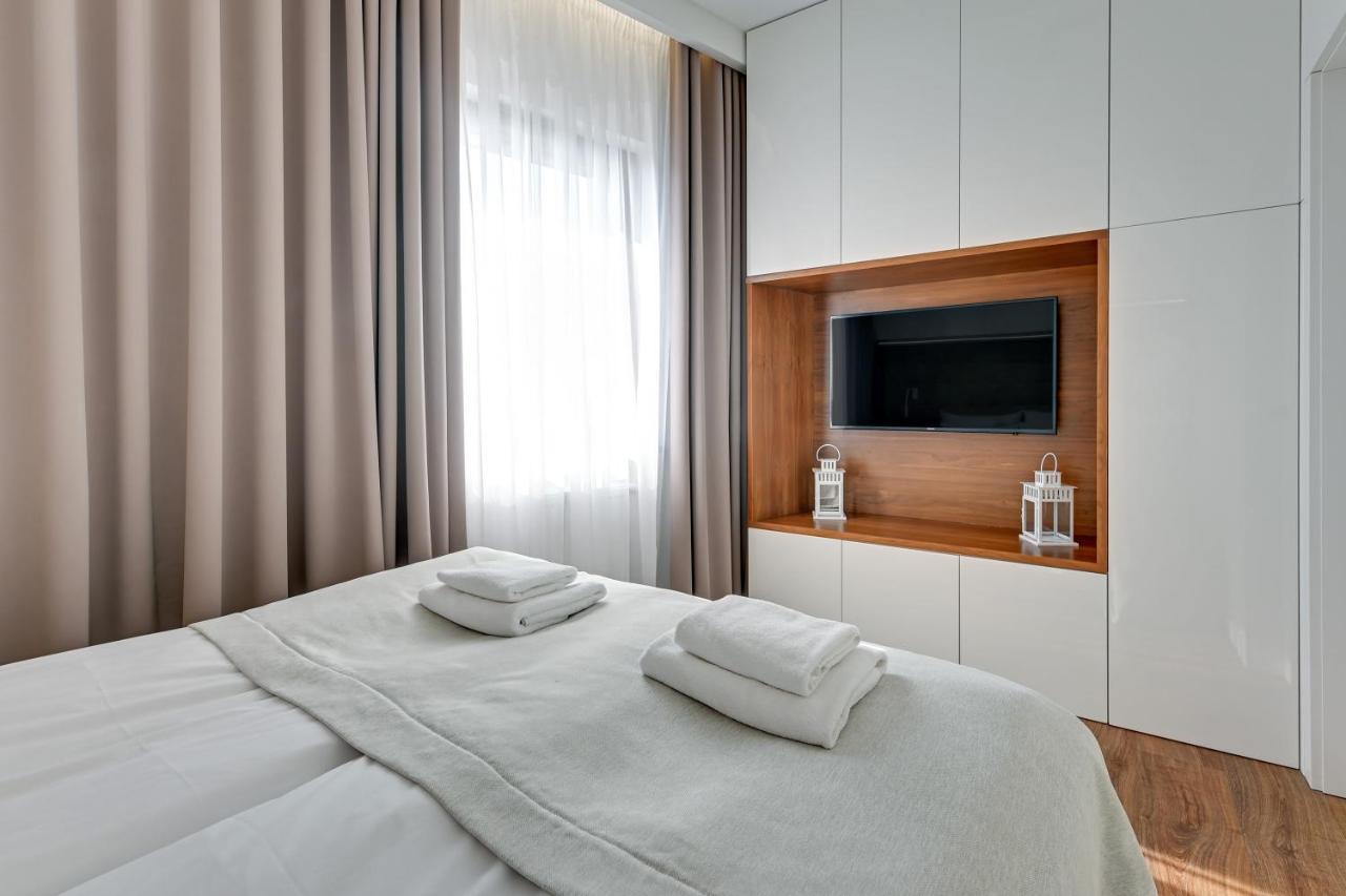 Downtown Apartments River View グダニスク エクステリア 写真