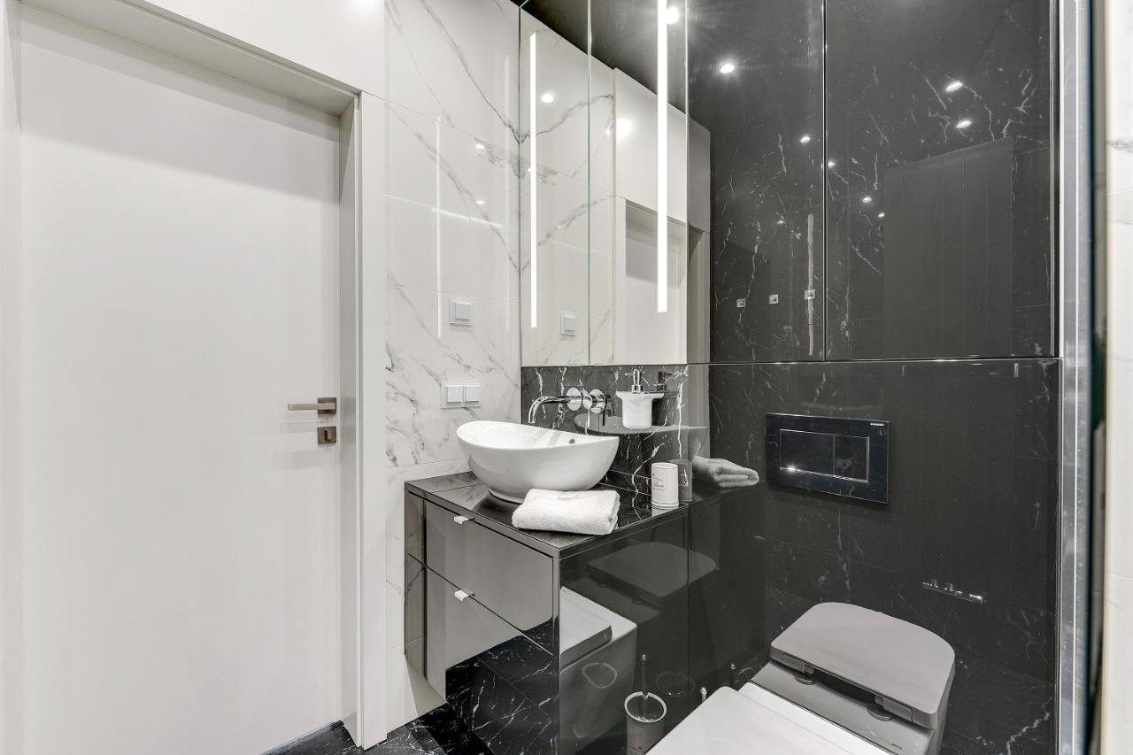 Downtown Apartments River View グダニスク エクステリア 写真